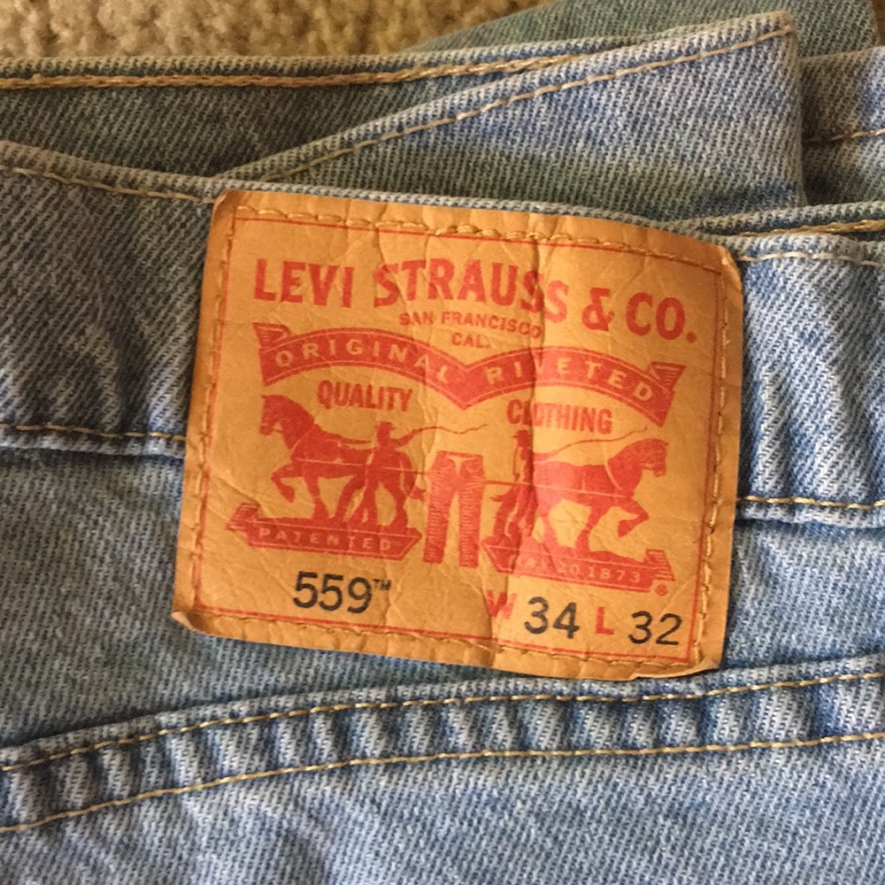 Levi men’s jeans W34 L32